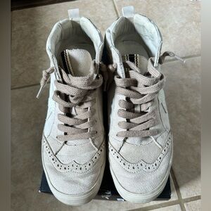 Shu Shop Serena sneakers 8.5